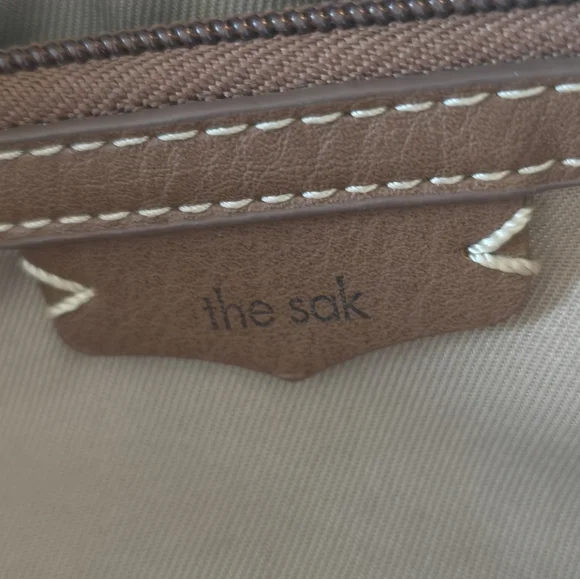 The Sak Blue Leather Crossbody  With Guitar Strap..GUC Smoke Free,Pet Friendly - Picture 3 of 7